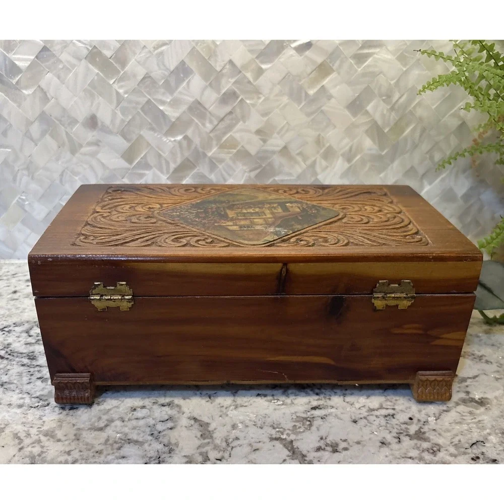 Vintage carved top mini‎ Chest Trinket Box Cottage Flowers Letters Trinkets